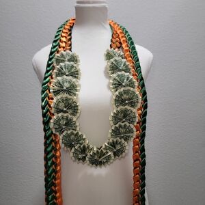 Graduation Money Lei